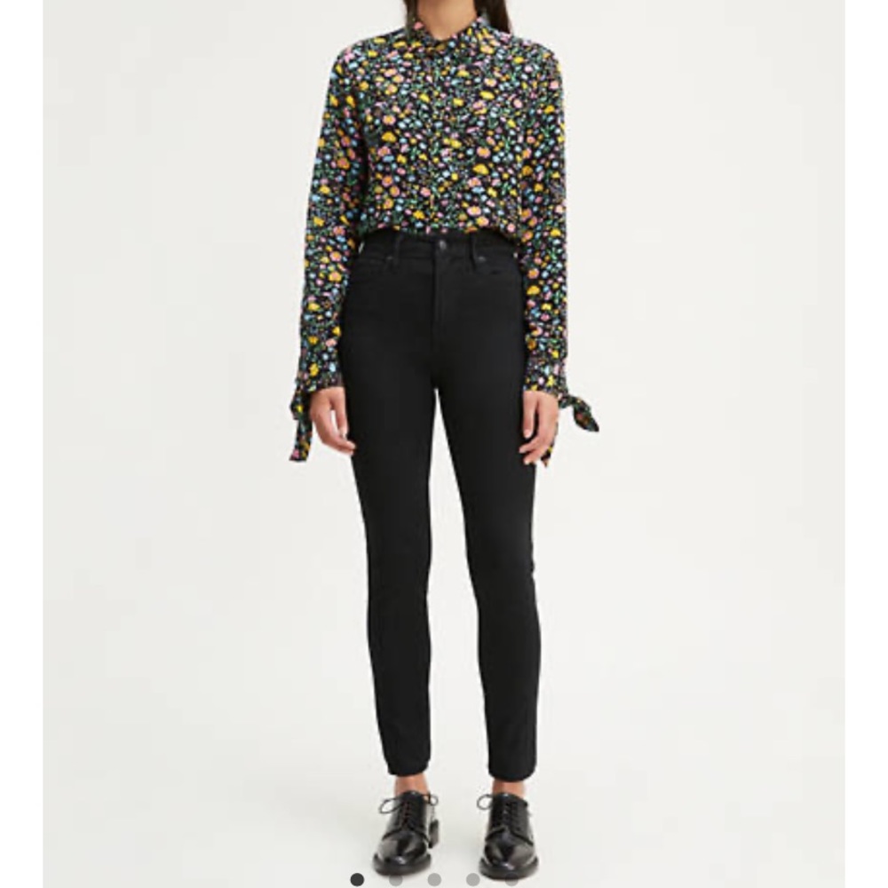 Levi’s 721 High Rise Jeans